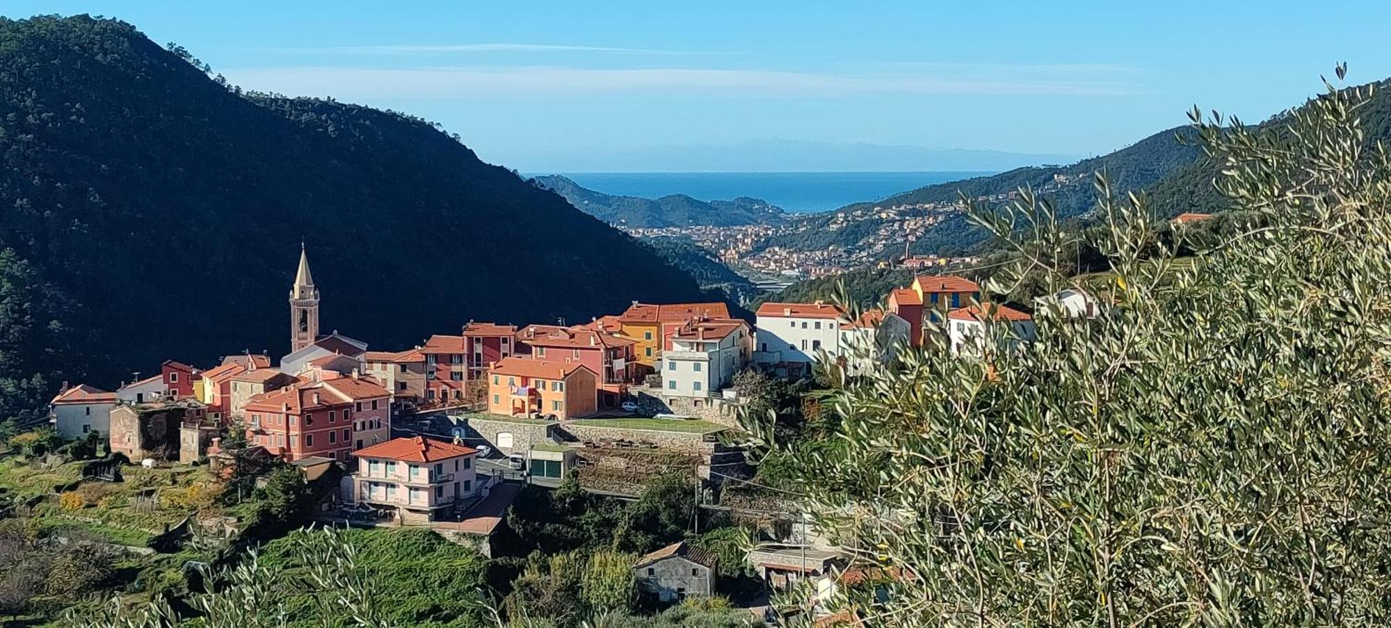 Camera Tra Le Cinque Terre, Camogli E Portofino. Vista Valle E Scorcio Mare All'Orizzonte Castiglione Chiavarese Ngoại thất bức ảnh